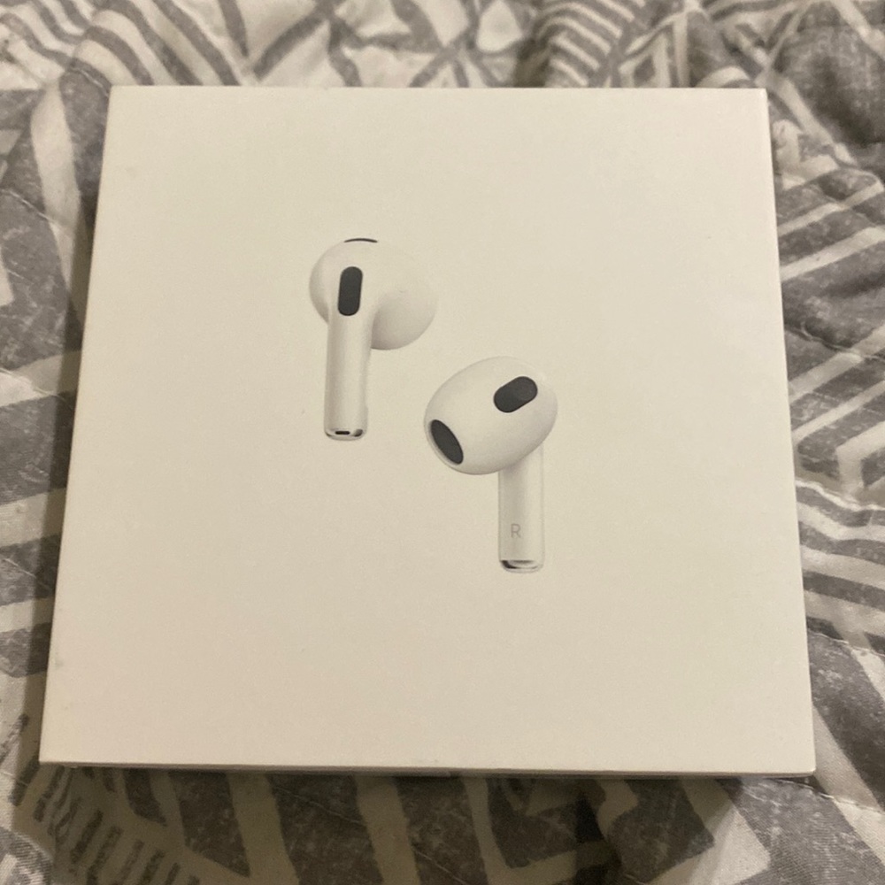 AirPods Generation 3